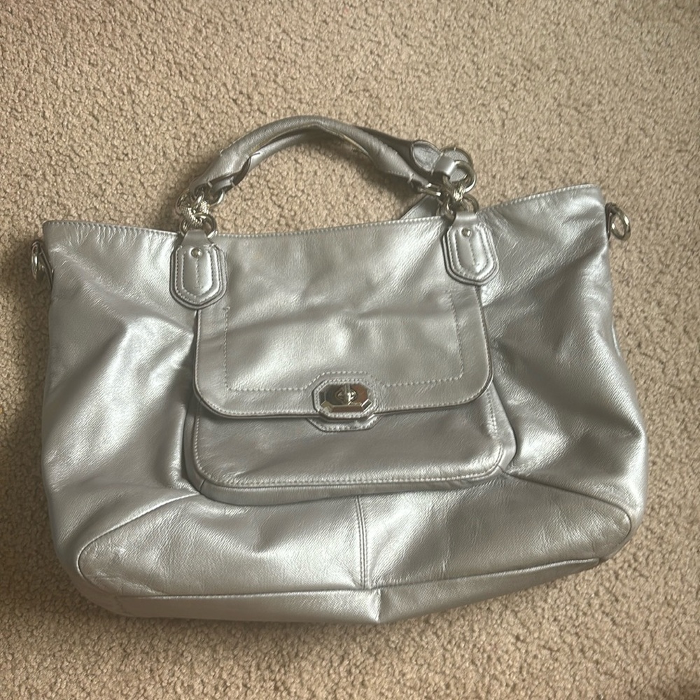 Coach purse silver NHI320-F24845